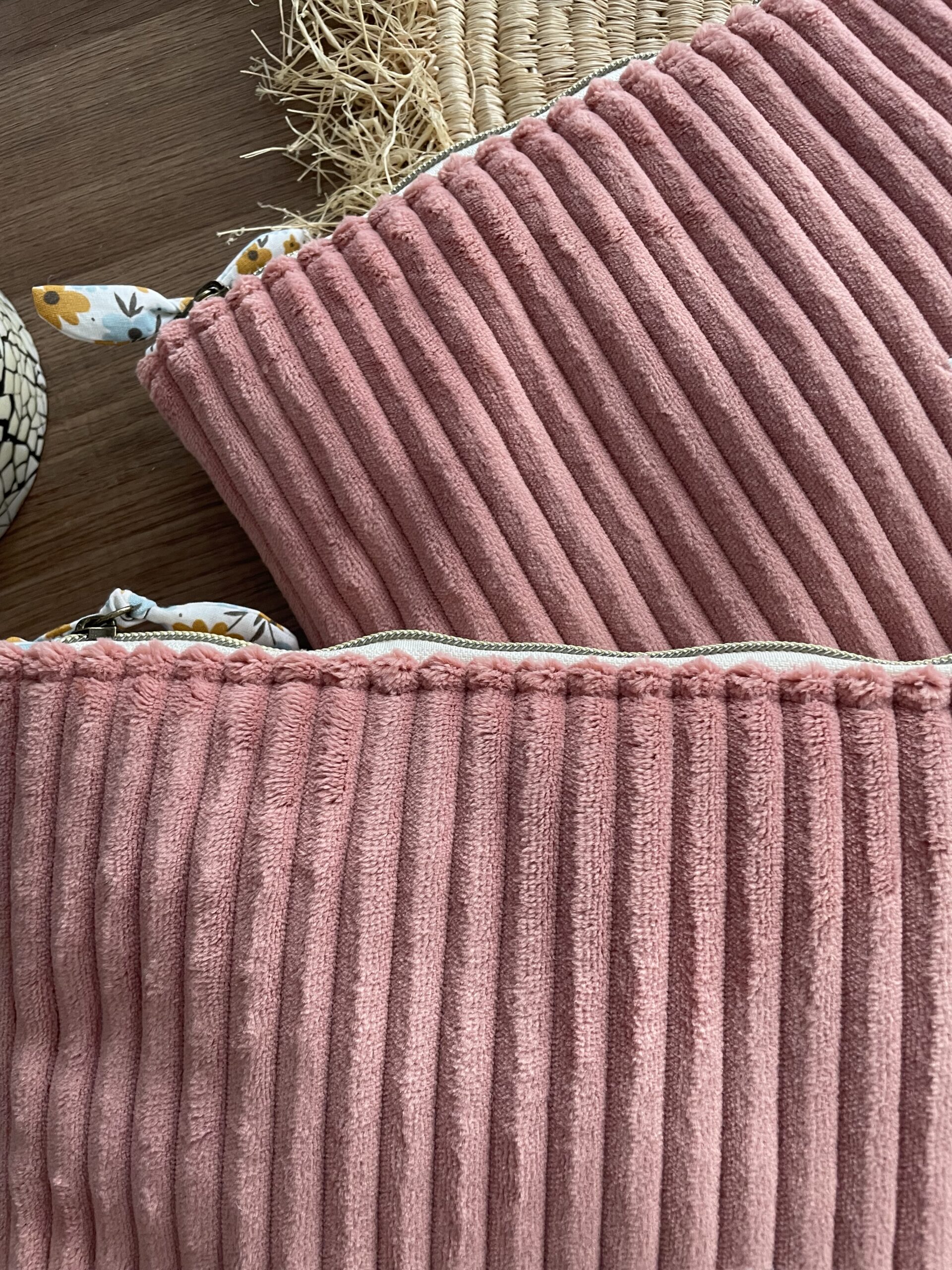 Pochette Vénus pour ordinateur et tablette - Rose - grosses cotes – Image 3